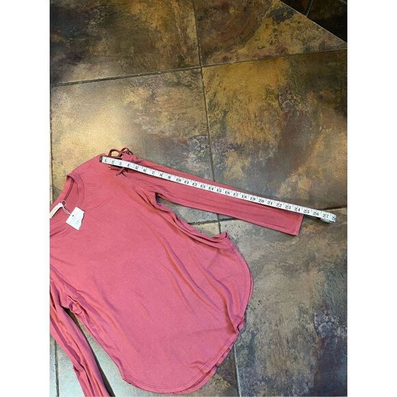 NWT Miao Miao Dusty Pink Long Sleeve Peek Shoulder Lace Up Small - Picture 3 of 9
